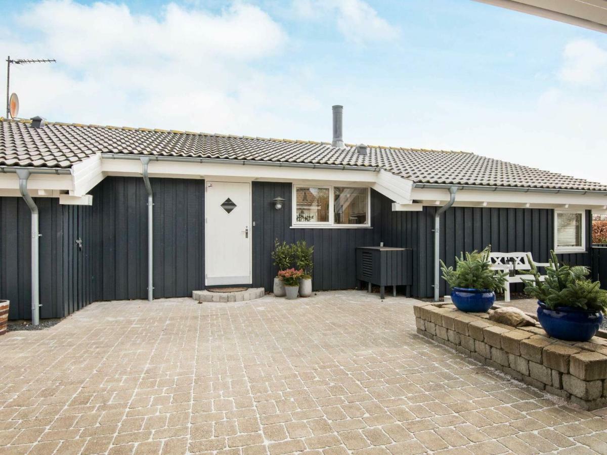 6 Person Holiday Home In 埃贝尔托夫特 外观 照片